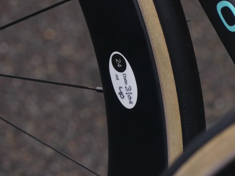 Les vélos et matériel des coureurs pros sur Paris-Nice 2024