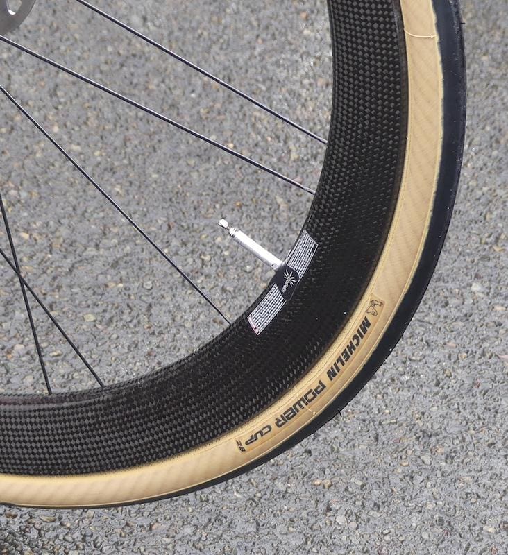 Les vélos et matériel des coureurs pros sur Paris-Nice 2024