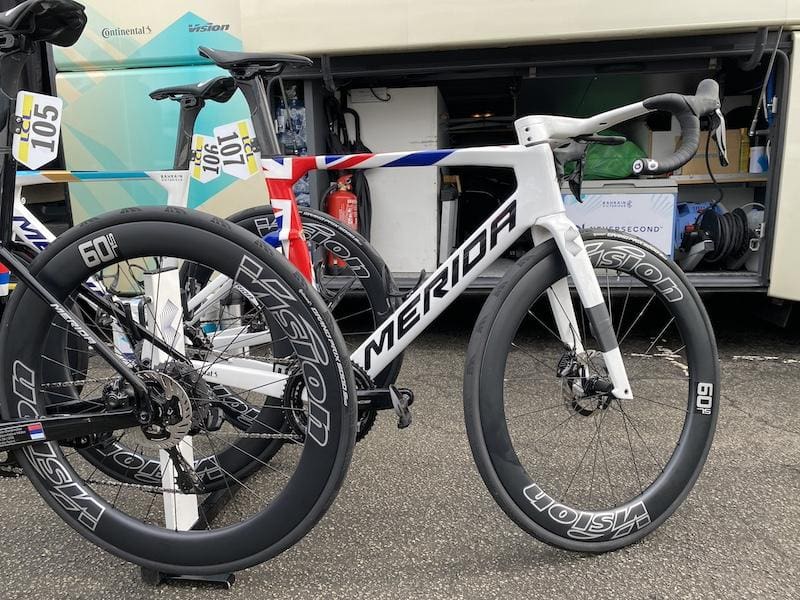 Les vélos et matériel des coureurs pros sur Paris-Nice 2024