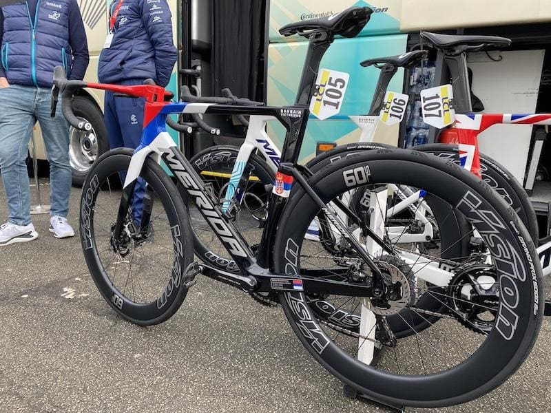 Les vélos et matériel des coureurs pros sur Paris-Nice 2024