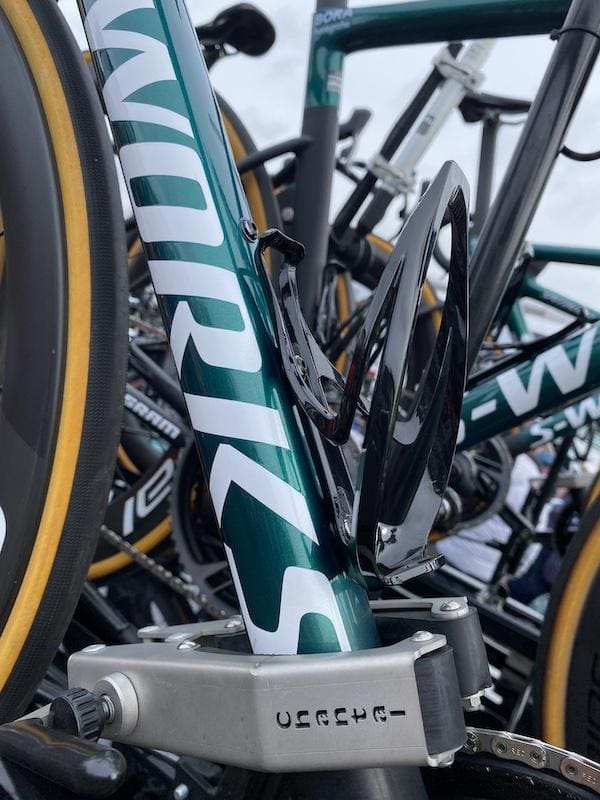 Les vélos et matériel des coureurs pros sur Paris-Nice 2024