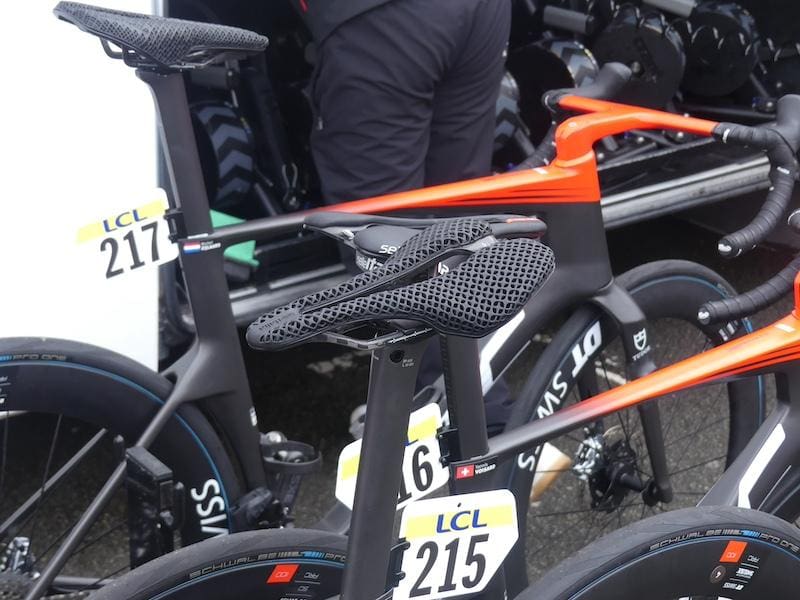 Vélo BMC Teammachine R1 de l'équipe Tudor Pro Cycling