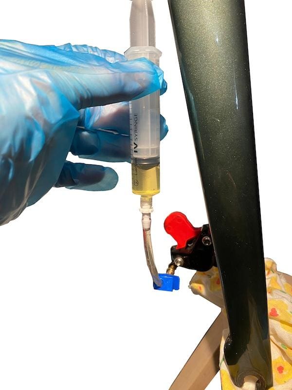 2024 comment faire la purge des freins Sram Red, Force, Rival, Apex ASX ?