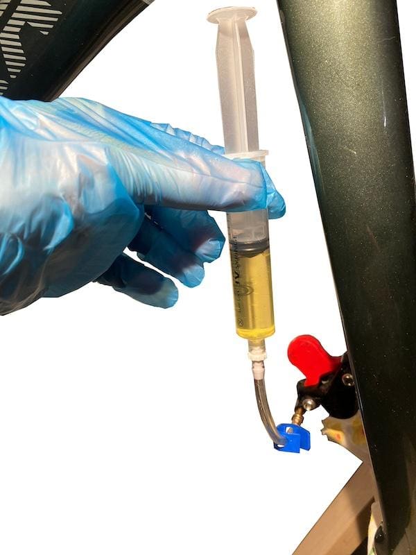 2024 comment faire la purge des freins Sram Red, Force, Rival, Apex ASX ?