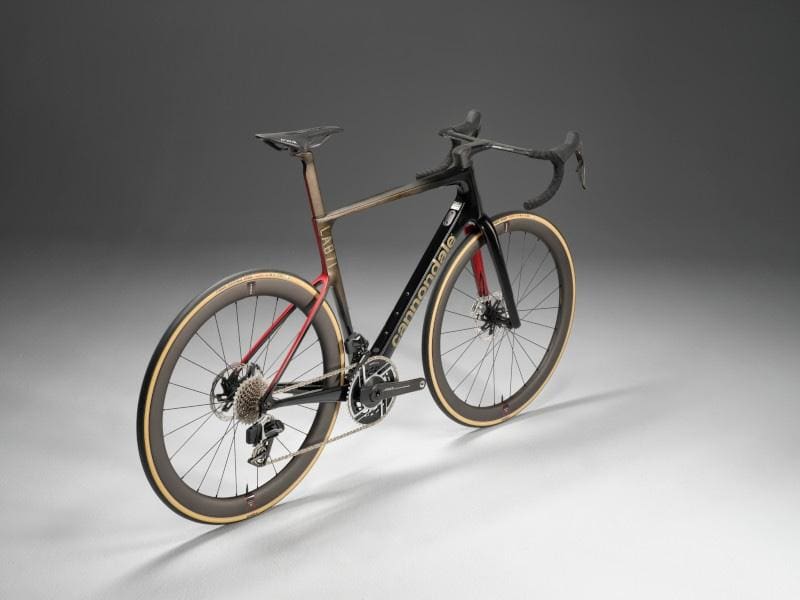 2024 Vélo Cannondale LAB71 SuperSix Evo Sram avec nouveau groupe Sram Red AXS