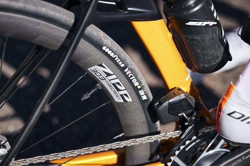 nouveaux pneus Goodyear Vector R 7 30 NSW et Vector R Z 30 SW