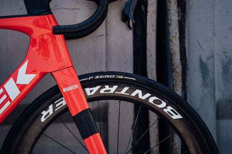 nouveau pneu tubeless Pirelli P Zero Race TLR RS