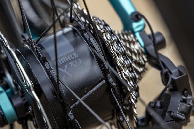 Vélo de route avec assistance électrique Bianchi E-Oltre