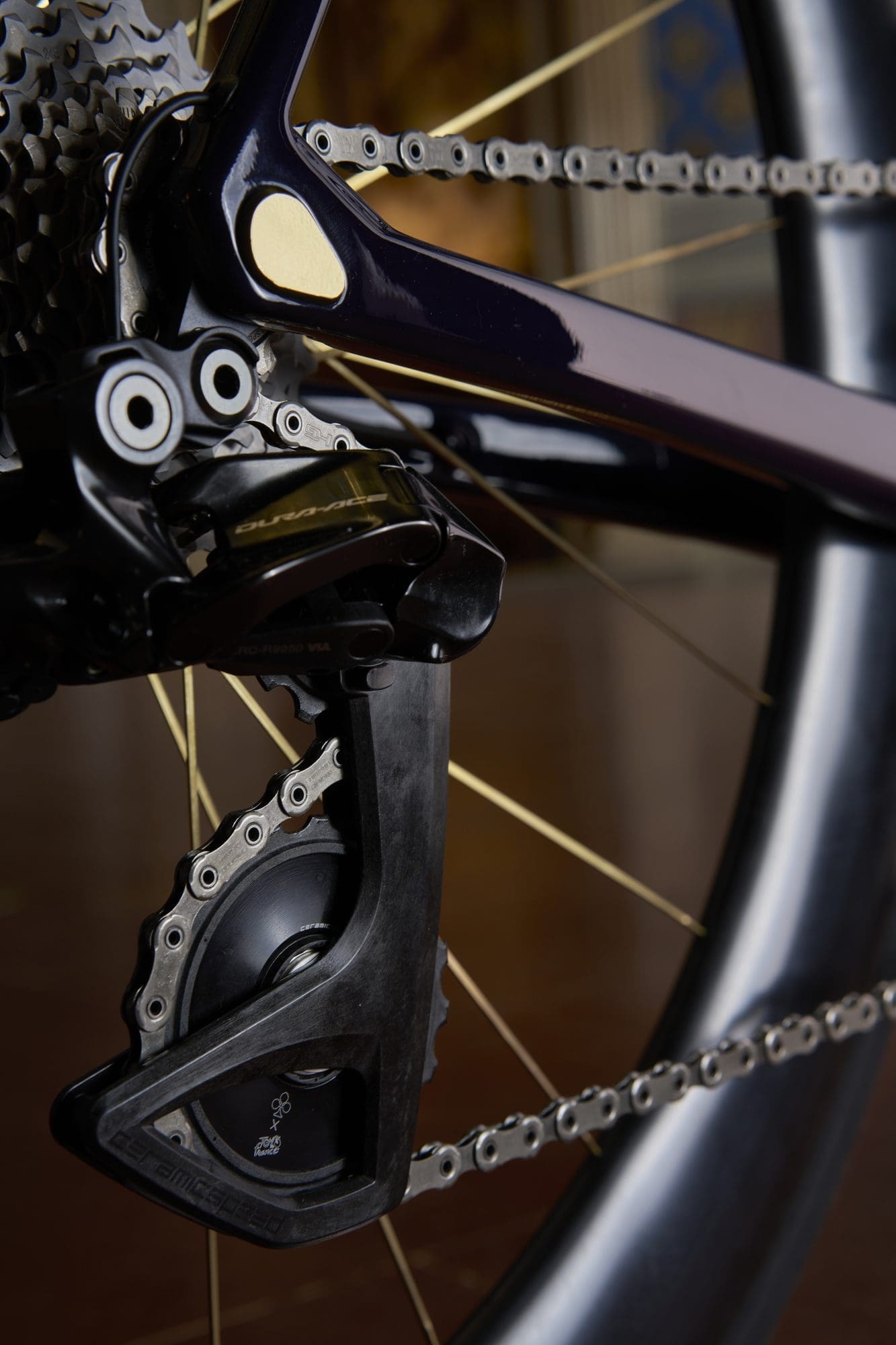 vélo officiel duTour de France 2024, le Colnago C68 Fleur-de-Lys