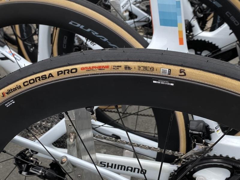 Vélos et matériel des pros sur le Critérium du Dauphiné 2024 du team DSM-firmenich-Post N