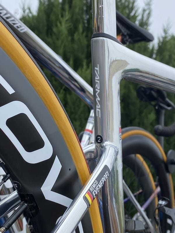Vélos et matériel des pros sur le Critérium du Dauphiné 2024le nouveau S-Works Tarmac SL8 de Remco Evenepoel