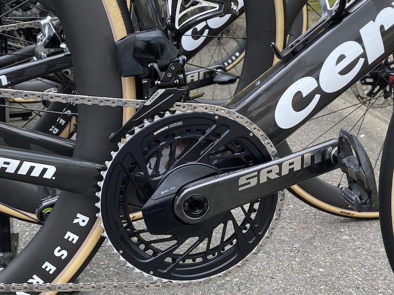 Vélos et matériel des pros sur le Critérium du Dauphiné 2024 le matériel de Visma-Lease a Bike