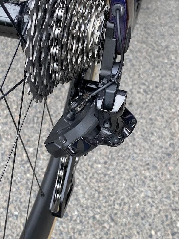 Vélos et matériel des pros sur le Critérium du Dauphiné 2024 le matériel des Alpecinin-Deceuninck