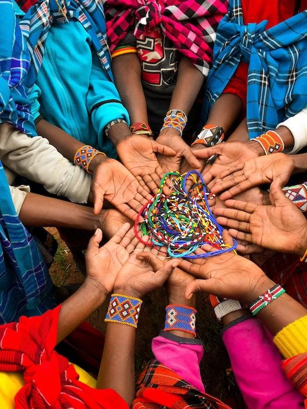 Série limité casque Poc Ventral Air et lunettes Devour Team Amani