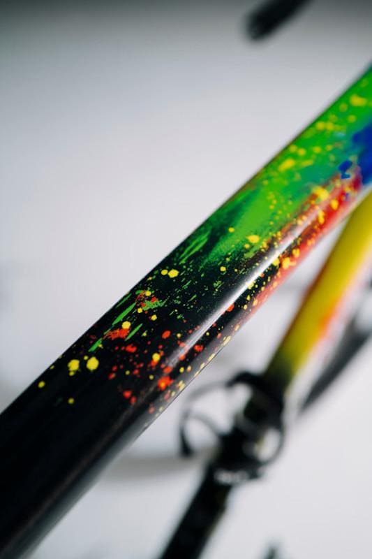 Mark Cavendish présent son Wilier Filante pour le Tour de France 2024 le CVNDSH x Filante SLR