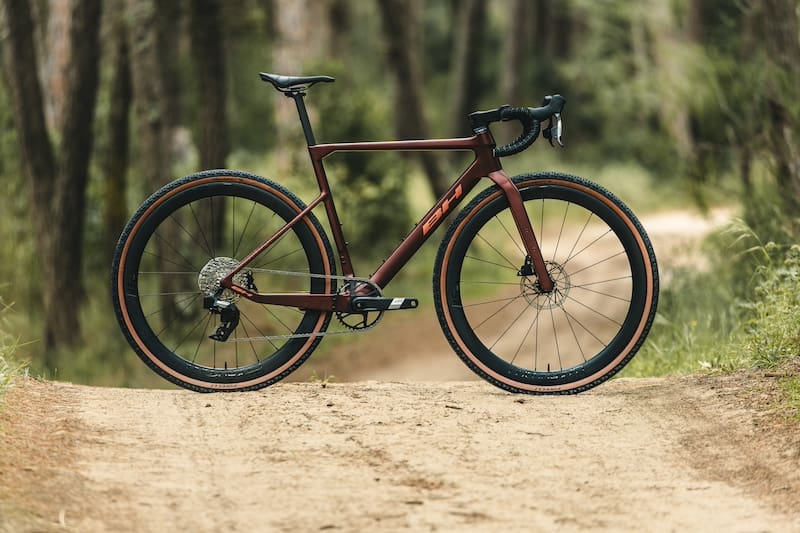 nouveau vélo gravel pour la compétition, le BH GravelX R