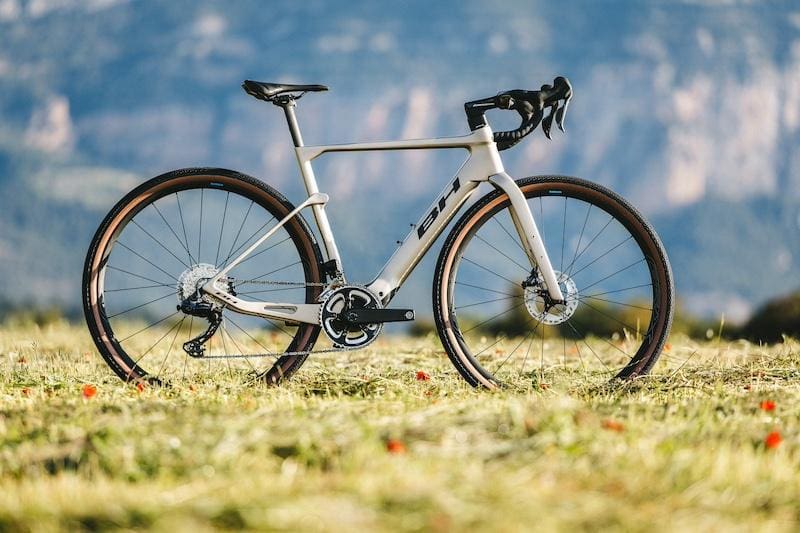 Vélo gravel avec assistance électrique BH iGravelX