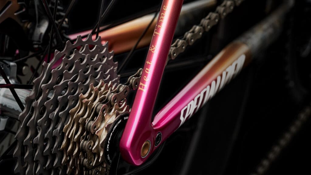 Série limitée de vélos et de casques S-Works Forward 50 LTD pour les 50 ans de Specialized