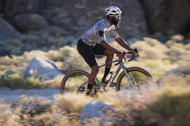 Vélo gravel Giant Revolt 2025