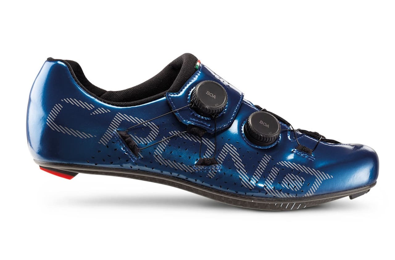 Les chaussures Crono CR1 existent avec 2 types de semelles - Dimensions ...