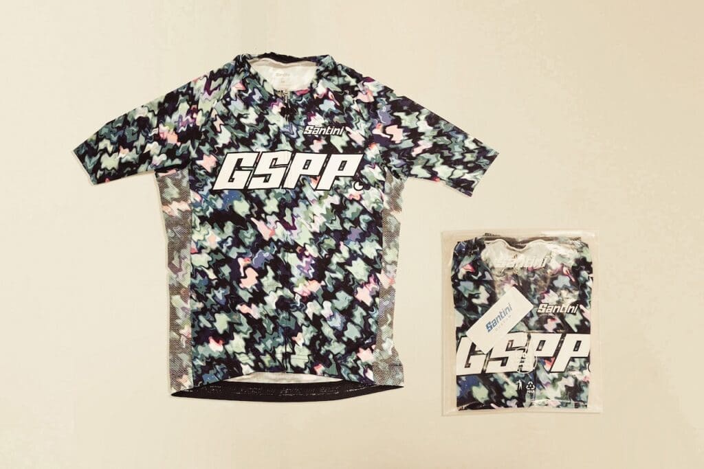 Ligne de vêtements personnalisables Santini Custom Series