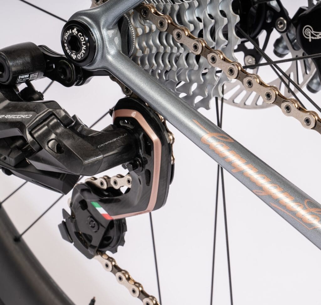 Série limitée du vélo Colnago Steelnovo pour les 70 ans de la marque