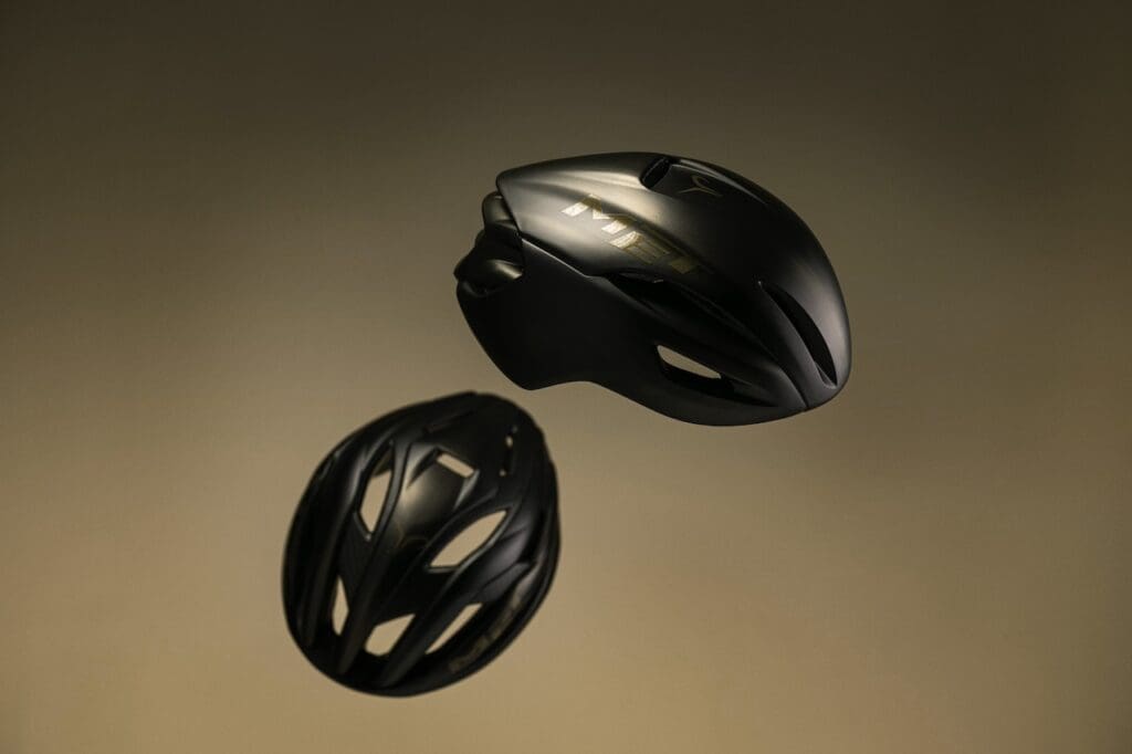 Série limitée des casques Met Tadej Pogačar Blačk Edition