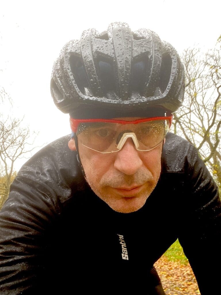 Essai de la veste de pluie Santini Magic