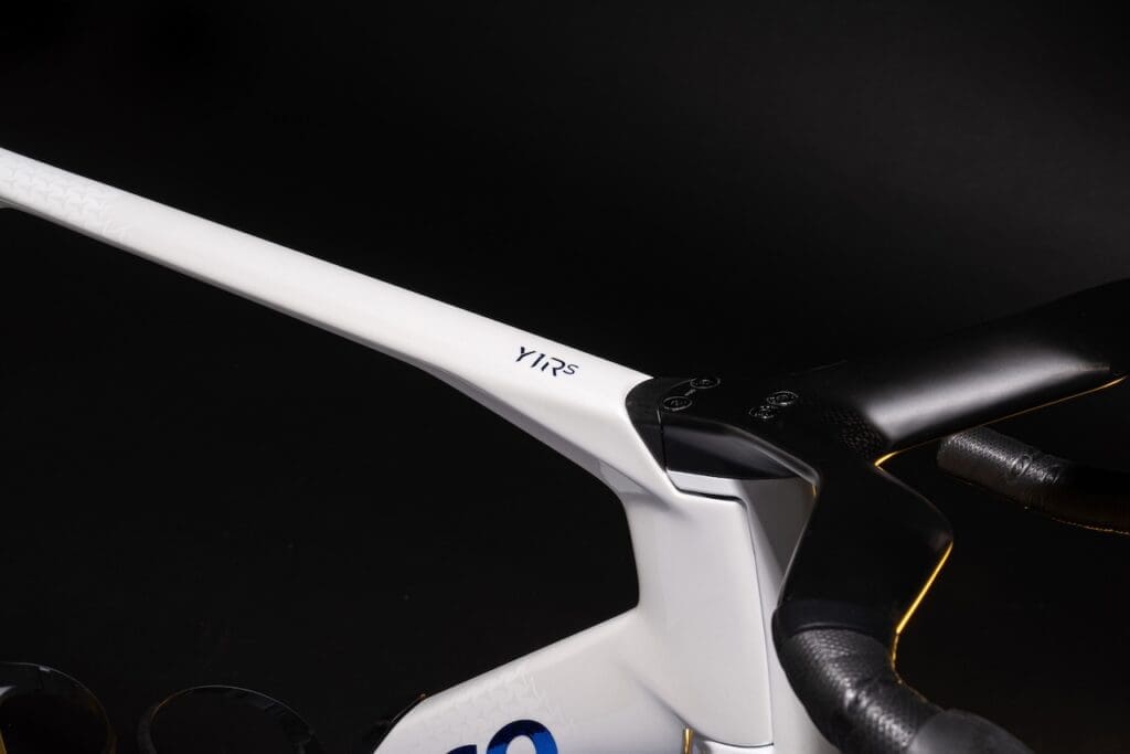 Les Colnago Y1Rs d'UAE Team ADQ pour la saison 2025