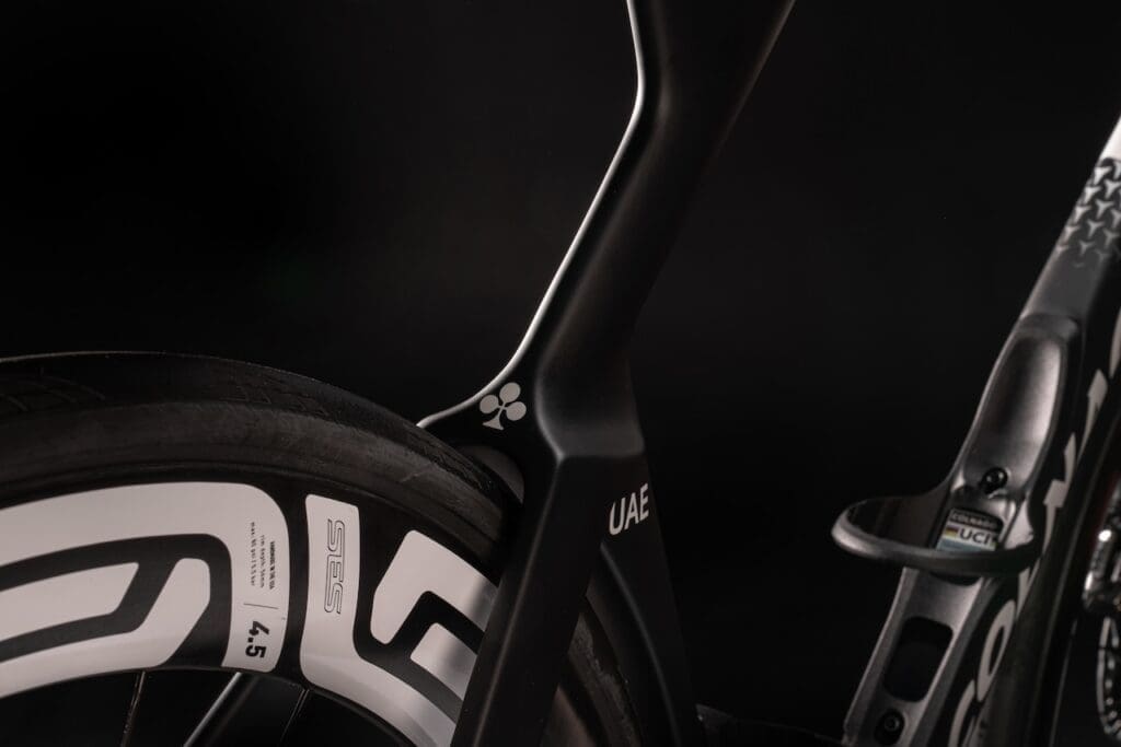 Les Colnago Y1Rs d'UAE Team Emirates pour la saison 2025