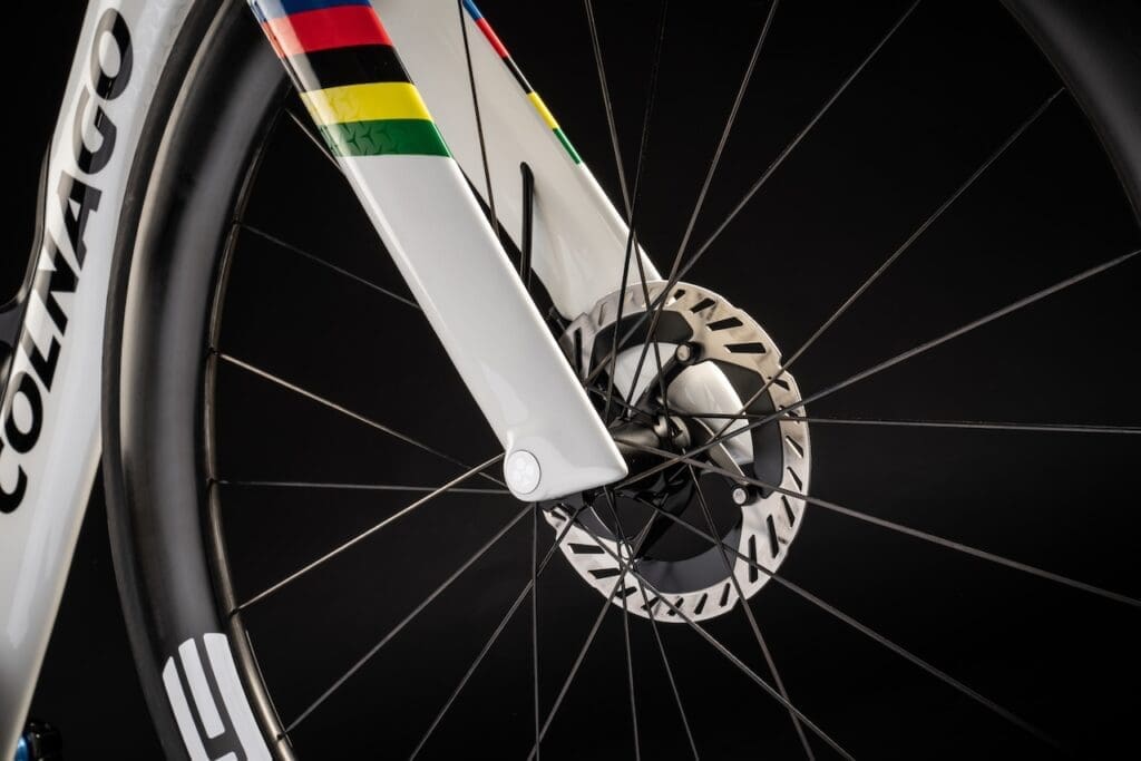 Les Colnago Y1Rs d'UAE Team Emirates pour la saison 2025