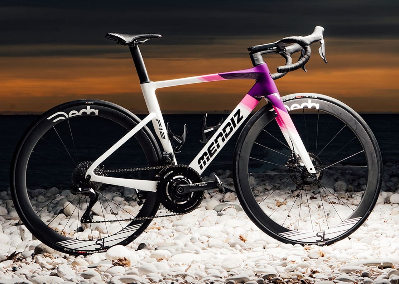 vélo Mendiz F12 de l'équipe Laboral Kutxa-Euskadi pour 2025
