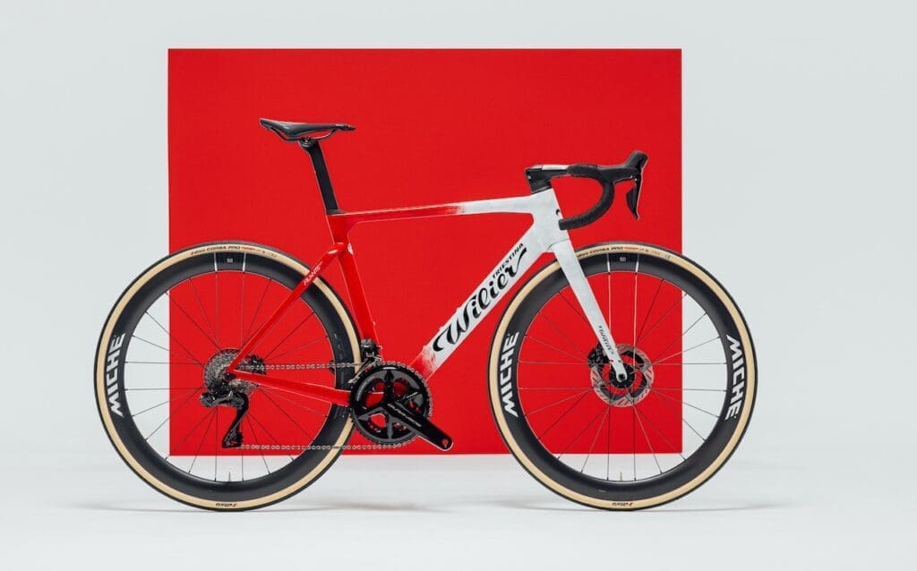 Vélo Wilier Filante SLR personnalisé pour Stefan Küng de Groupama-FDJ