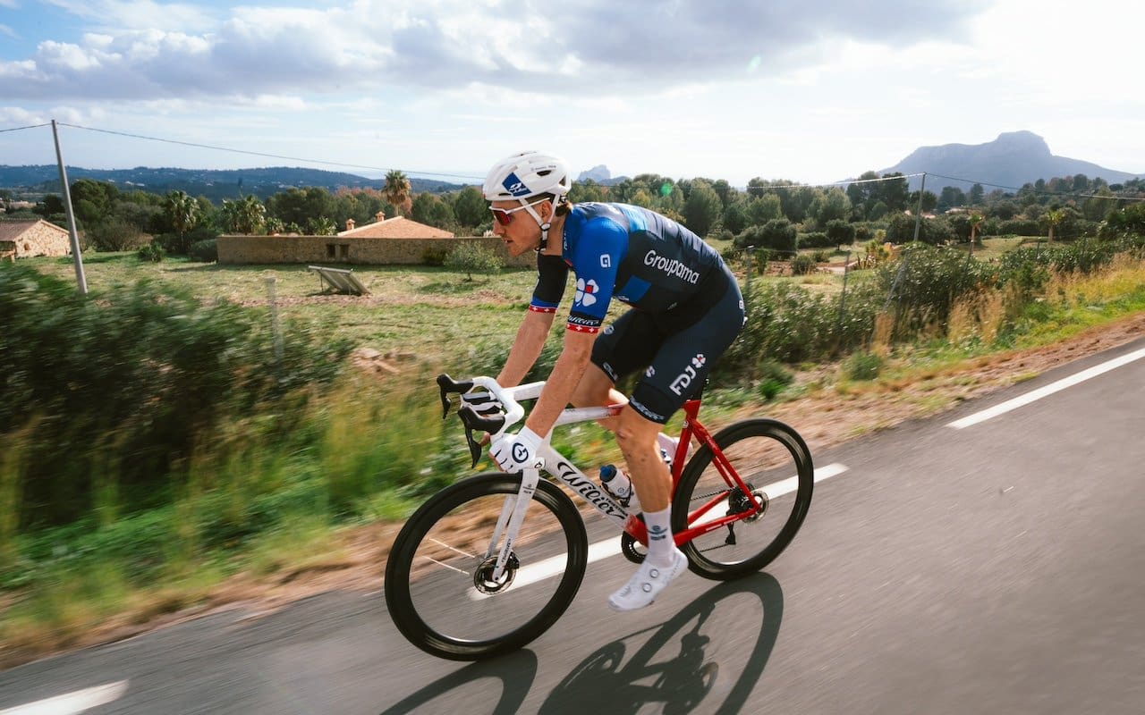 Vélo Wilier Filante SLR personnalisé pour Stefan Küng de Groupama-FDJ