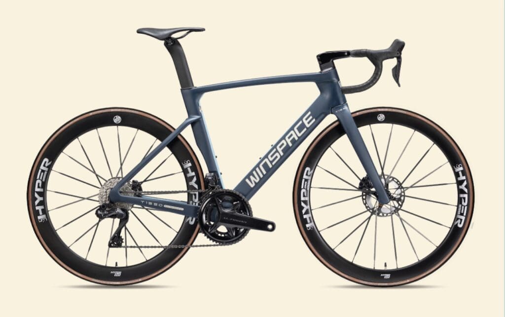 Vélo Winspace T 1550 2025 de l'équipe Winspace-Orange Seal