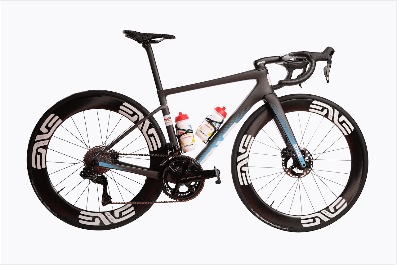 Vélo Envee 2025 du Team TotalEnergies