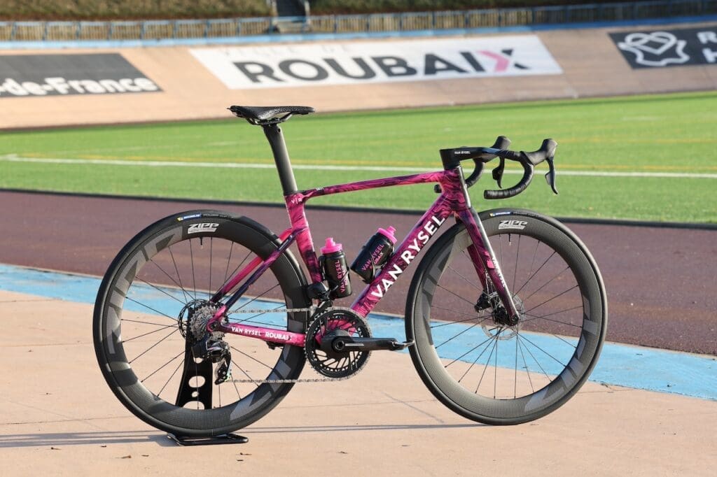 Vélo Van Rysel 2025 de l'équipe Van Rysel-Roubaix
