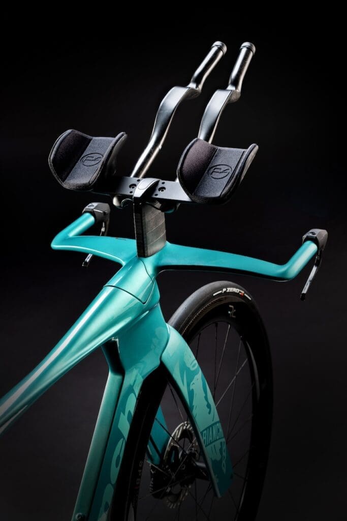 Bianchi Aquila RC, le nouveau vélo de contre-la-montre d'Arkea-B&B hotels