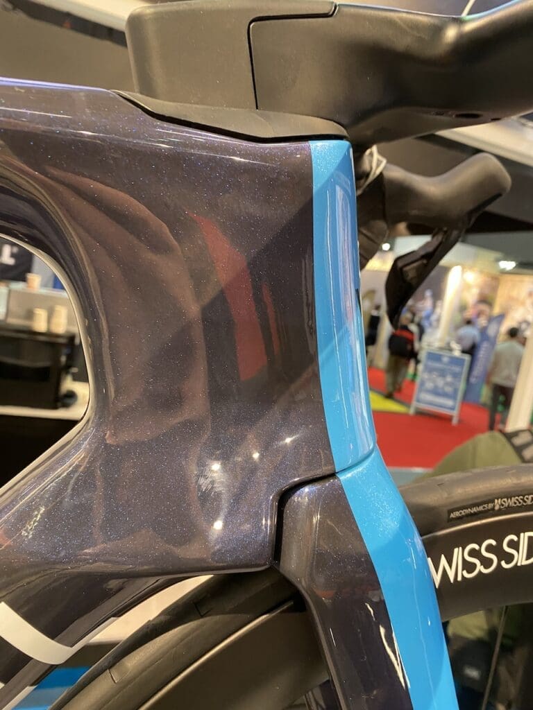 Vélo Van Rysel RCR-F Pro utilisé par Decathlon-Ag2R La Mondiale Team