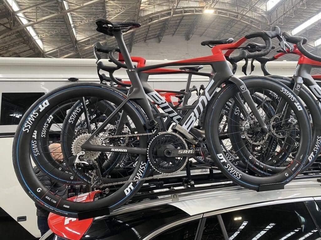 Les vélos et matériel du Omloop Het Nieuwsbald 2025