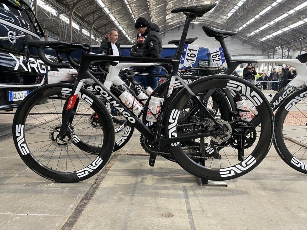 Les vélos et matériel du Omloop Het Nieuwsbald 2025