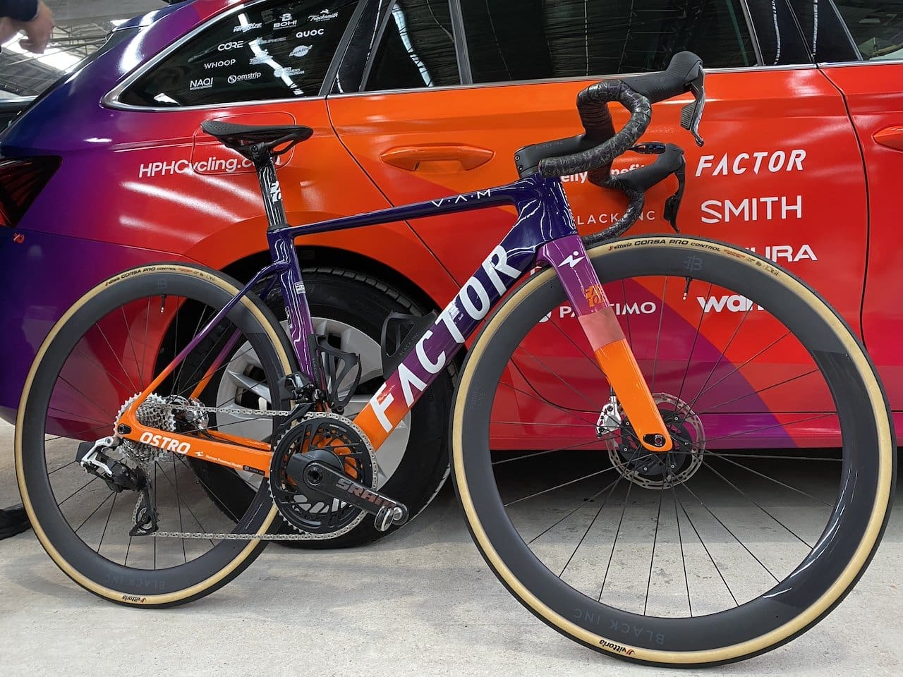 Vélo Factor Ostro Vam de l'équipe Humano Powered Health