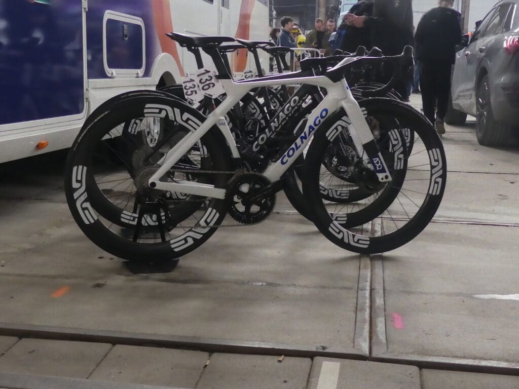 Les vélos et matériel du Omloop Het Nieuwsbald 2025