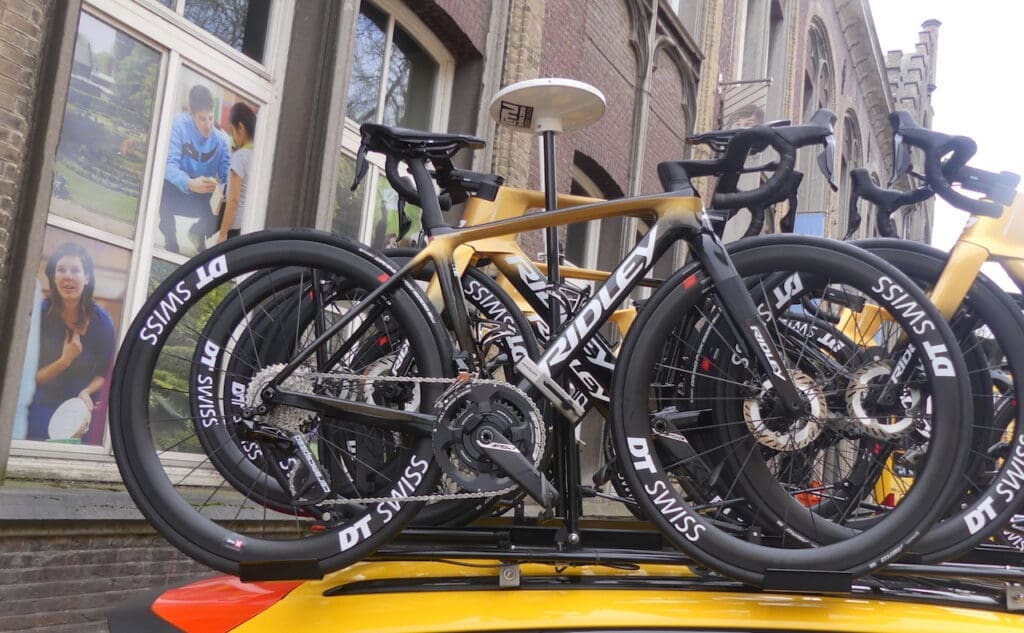 Les vélos et matériel du Omloop Het Nieuwsbald 2025