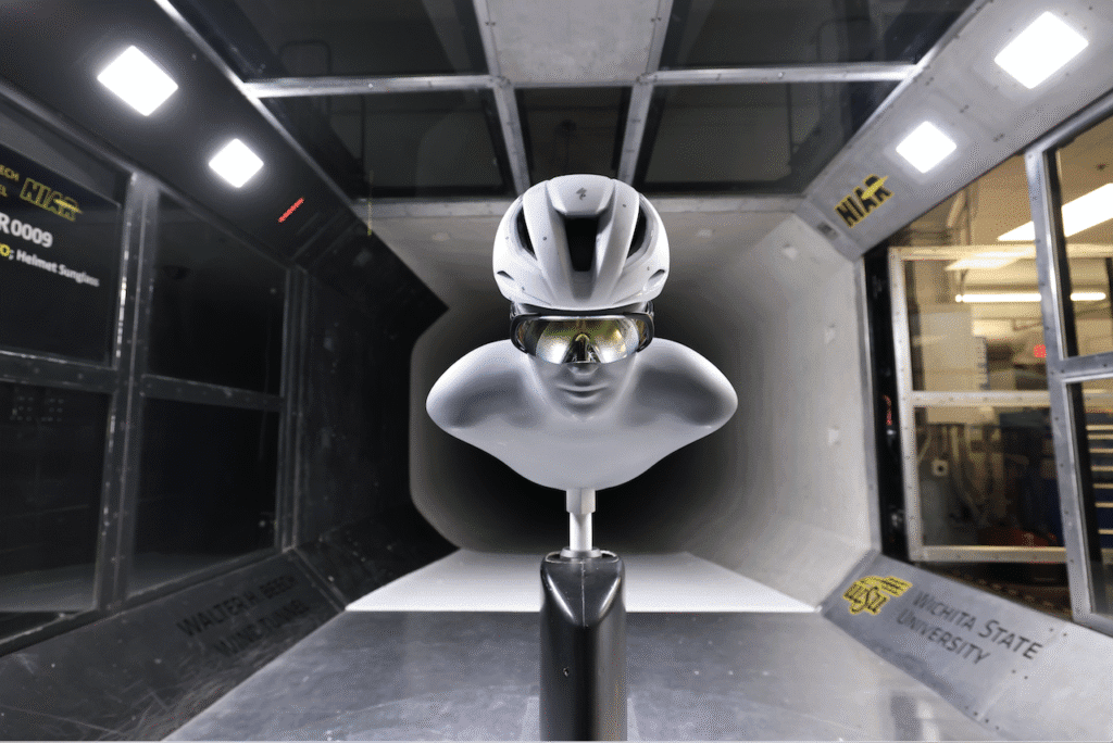 Casque Oakley Velo Mach