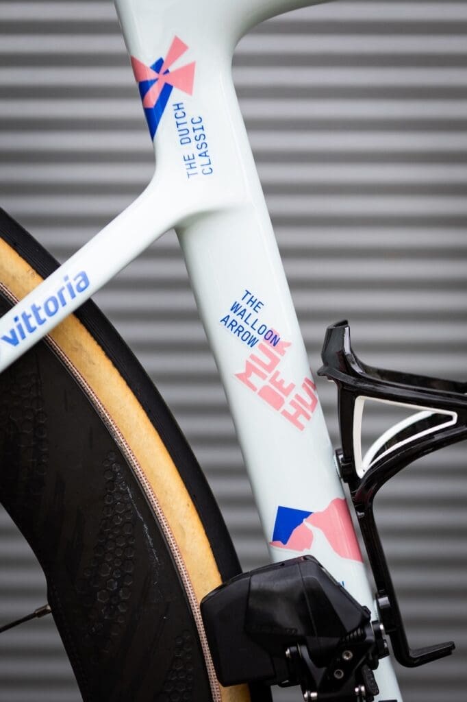 Vélo Scott Addict RC Classics Edition de tom Pidcock de l'équipe Q36.5 Pro Cycling