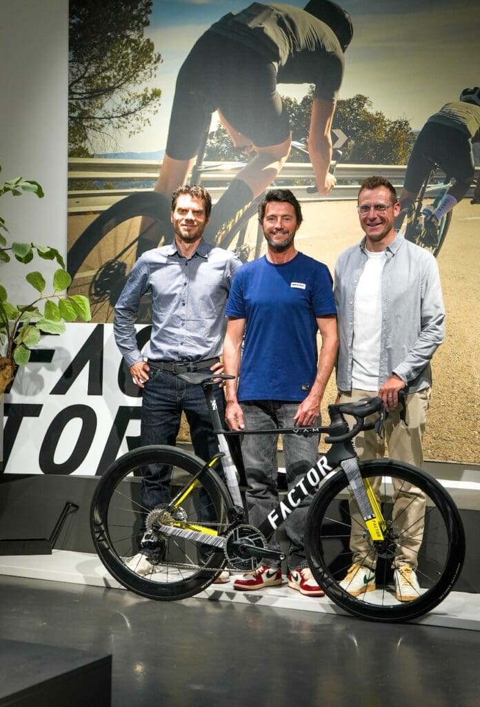 Le Champion moto Sébastien Charpentier va rouler sur vélo factor en 2025