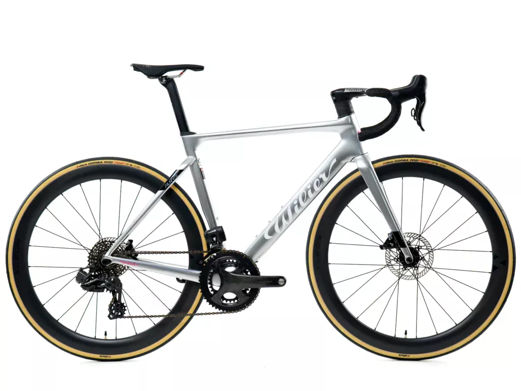 vélo Wilier Filante SLR édition limitée BKRM en Campagnolo Super Record 12