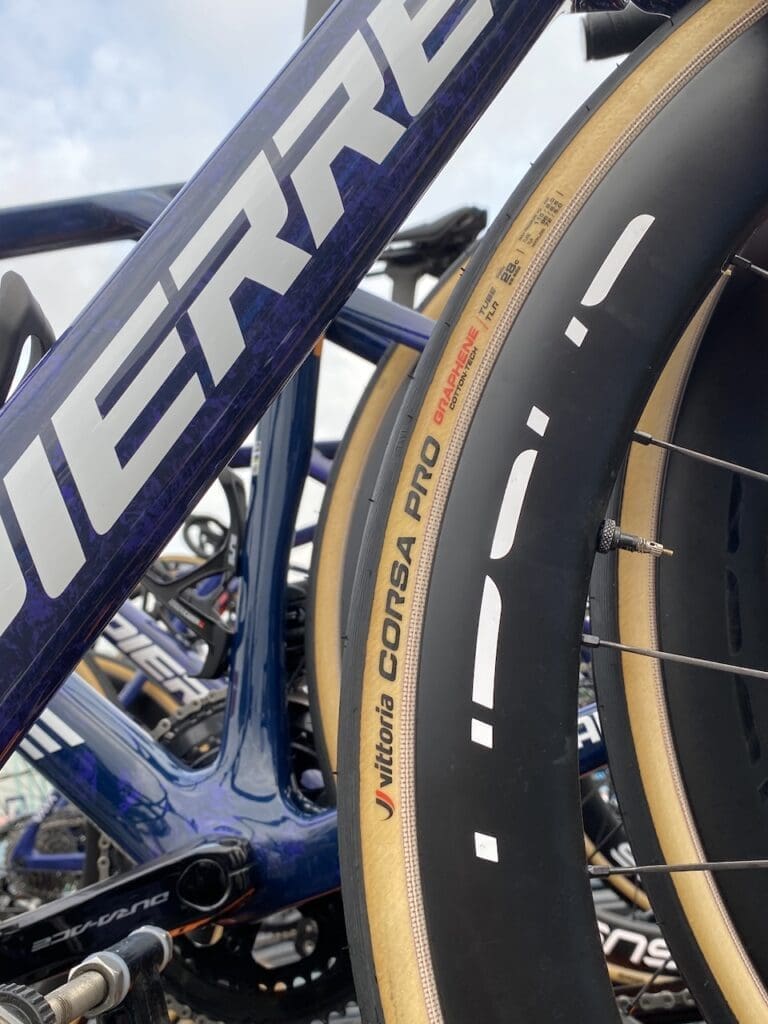 Le matériel et les vélos des pros sur le Critérium du Dauphiné 2025