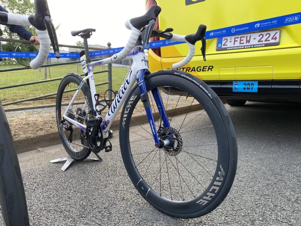 Le matériel et les vélos des pros sur le Critérium du Dauphiné 2025
